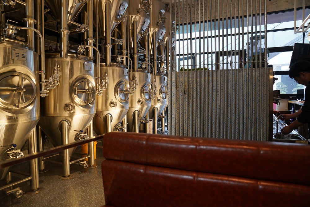 精釀<a href=http://m.zgvsh.cn/ target=_blank class=infotextkey>啤酒設(shè)備</a> 酒吧發(fā)酵罐 啤酒發(fā)酵罐 啤酒屋發(fā)酵罐