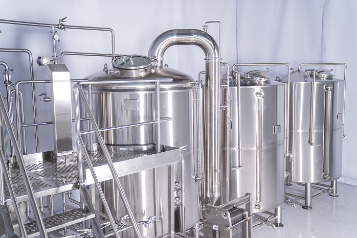 山東天泰<a href=http://m.zgvsh.cn/ target=_blank class=infotextkey>啤酒設備</a>-煮沸鍋